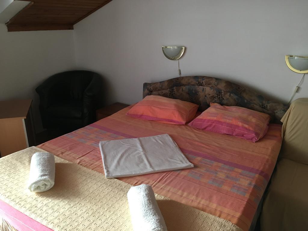 Apartments Upitnik تْشيرسيك نوفي المظهر الخارجي الصورة